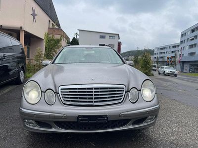 Gebraucht Mercedes E220 150 PS (110 kW) 2004