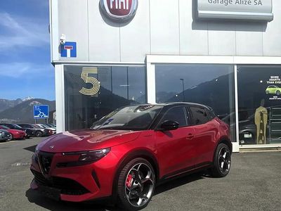 Rot Neu 2025 Alfa Romeo Junior Veloce SUV | CHF 46’050 (Fairer Preis)