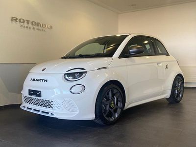 Weiss Neu 2025 Fiat 500e Abarth Limousine | CHF 22’900