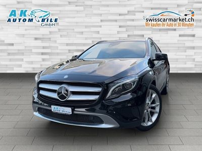 gebraucht Mercedes GLA250 Urban 4Matic 7G-DCT