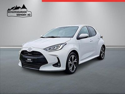 Weiss Neu 2025 Toyota Yaris Hybrid Trend Limousine | CHF 27’990 (Etwas zu teuer)