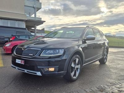 Gebraucht Skoda Octavia Scout 4x4 184 PS (135 kW) 2015 Kleinwagen
