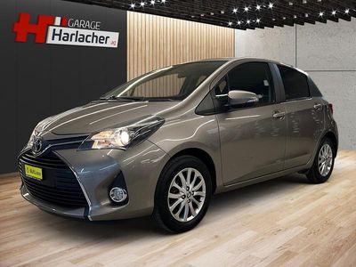 Gebraucht Toyota Yaris Trend 99 PS (72 kW) 2014 Beige Limousine