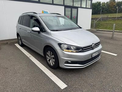 Gebraucht 2020 VW Touran Trendline Van / Kleinbus | CHF 16’900 (Fairer Preis)