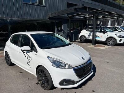 Gebraucht 2019 Peugeot 208 Signature Sky Kleinwagen | CHF 8’500 (Fairer Preis)