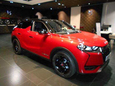 Rot Gebraucht 2023 DS Automobiles DS3 Performance Kombi | CHF 17’900