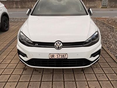 Gebraucht 2018 VW Golf VII R | CHF 29’500 (Etwas zu teuer)