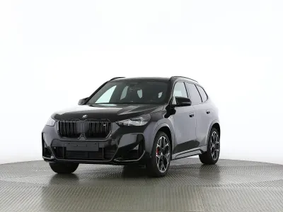 Neu (2026) BMW X1 Luxury Line 300 PS | Fairer Preis
