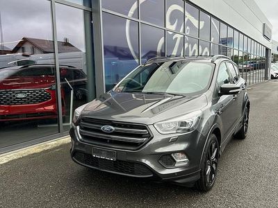 Grau Gebraucht 2018 Ford Kuga ST-Line SUV | CHF 15’900 (Fairer Preis)