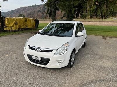 Gebraucht Hyundai i20 Style 101 PS (74 kW) 2012 Kleinwagen