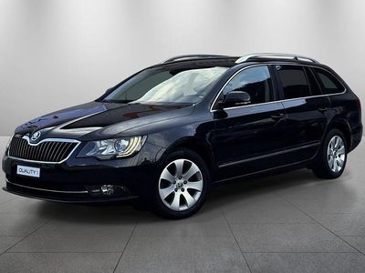Gebraucht Skoda Superb Elegance 170 PS (125 kW) 2014 Kombi