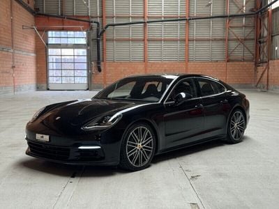 Porsche Panamera 4S