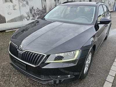 Gebraucht 2018 Skoda Superb Active Kombi | CHF 9’400 (Teuer)