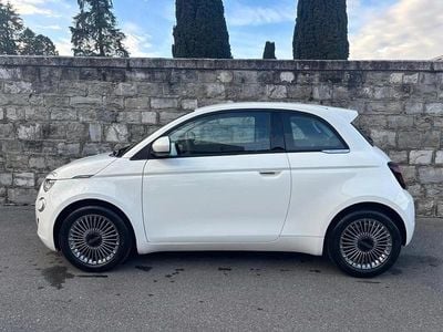 Neu Fiat 500 65 PS (47 kW) 2025 Weiss Kleinwagen