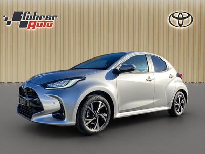 Silber Neu 2025 Toyota Yaris Hybrid Trend Limousine | CHF 28’340 (Etwas zu teuer)