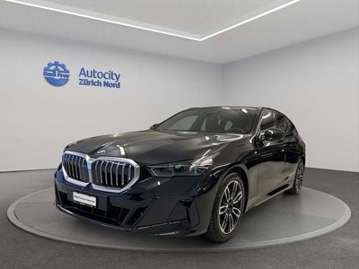 Schwarz Gebraucht 2024 BMW 520 Comfort Edition Kombi | CHF 56’990 (Teuer)