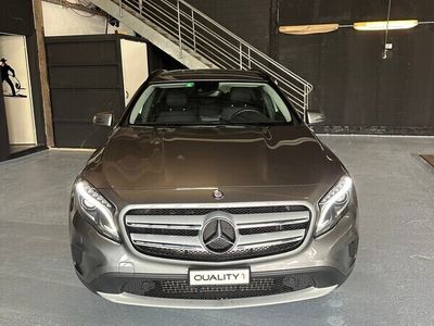 Mercedes GLA220