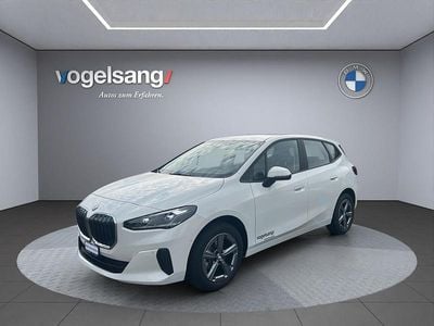 Weiss Gebraucht 2024 BMW 218 Active Tourer Performance Van / Kleinbus | CHF 29’800 (Superpreis)