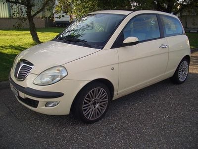 Gebraucht 2004 Lancia Ypsilon Kleinwagen | CHF 790
