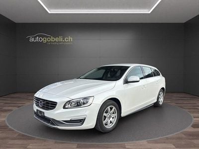 Gebraucht 2014 Volvo V60 Summum Kombi | CHF 12’900 (Teuer)