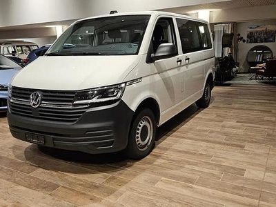 Weiss Gebraucht 2025 VW Caravelle Trendline Van / Kleinbus | CHF 40’940 (Teuer)