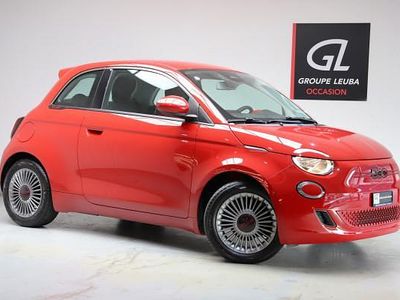 Rot Gebraucht 2023 Fiat 500e Limousine | CHF 13’900 (Etwas zu teuer)