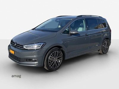 Delfingrau metallic Gebraucht 2025 VW Touran Comfortline Van / Kleinbus | CHF 36’990 (Teuer)