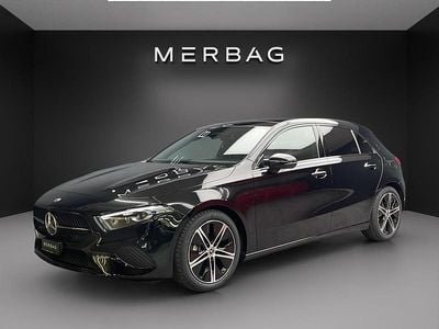 Neu Mercedes A200 Night 163 PS (119 kW) 2025 Schwarz Limousine