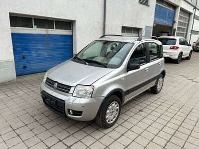 Gebraucht 2004 Fiat Panda 4x4 Climbing Kleinwagen | CHF 1’700 (Fairer Preis)