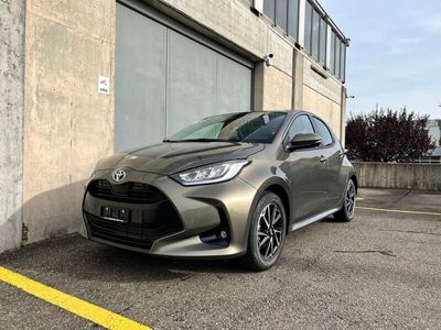gebraucht Toyota Yaris 1.5 VVT-i HSD Trend