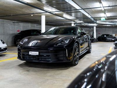 Porsche Panamera 4