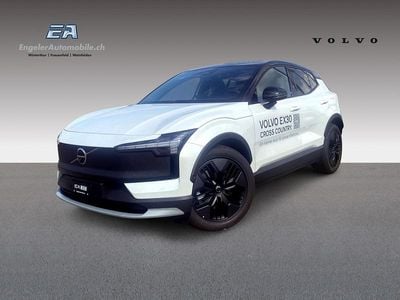 Weiss Neu 2025 Volvo EX30 CC Ultra SUV | CHF 45’470 (Guter Preis)