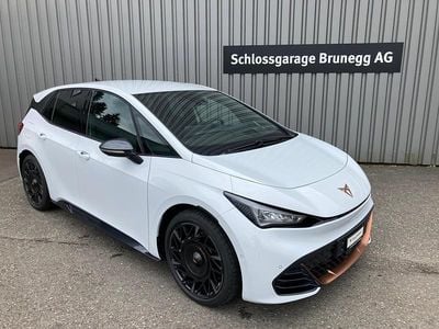 Weiss Neu 2025 Cupra Born e-Boost Kleinwagen | CHF 38’490 (Etwas zu teuer)