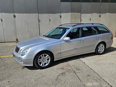 Gebraucht 2003 Mercedes E270 Avantgarde | CHF 3’600