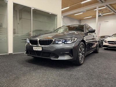 BMW 330e