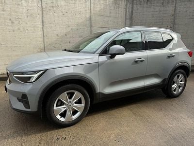 Gebraucht Volvo XC40 Core 163 PS (119 kW) 2023 SUV