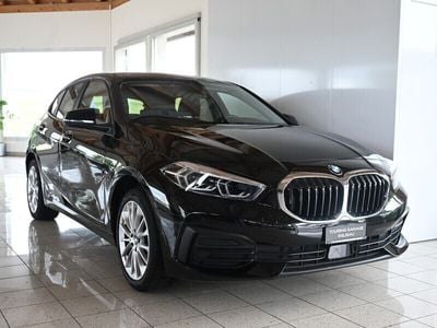 Gebraucht 2022 BMW 118 Advantage Kleinwagen | CHF 22’800 (Etwas zu teuer)
