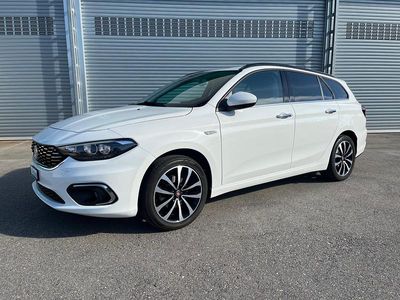 Weiss Gebraucht 2018 Fiat Tipo Lounge Kombi | CHF 13’990 (Etwas zu teuer)