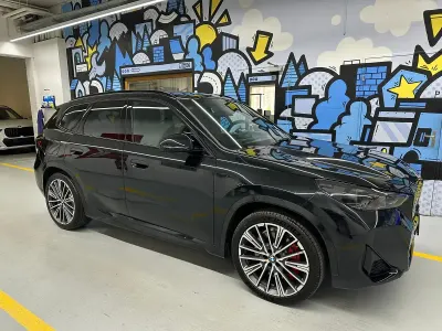 Neu (2026) BMW iX1 M Sport 306 PS | Etwas zu teuer