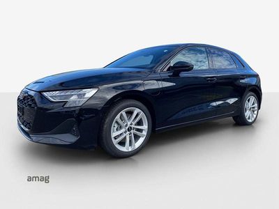 Mythosschwarz metallic Neu 2025 Audi A3 Sportback e-tron Attraction Kleinwagen | CHF 52’900 (Guter Preis)