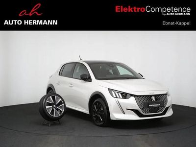 Weiss Gebraucht 2025 Peugeot e-208 GT Kleinwagen | CHF 18’750
