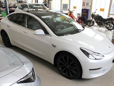 Gebraucht 2020 Tesla Model 3 Performance Limousine | CHF 23’550 (Fairer Preis)