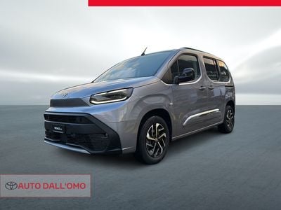 Silber Gebraucht 2024 Toyota Proace Verso City Kombi | CHF 38’840 (Teuer)