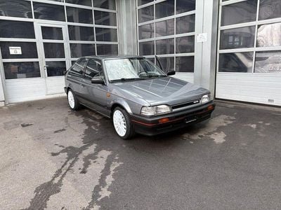 Gebraucht Mazda 323 140 PS (102 kW) 1988 Limousine