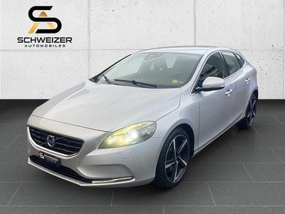 Grau Gebraucht 2015 Volvo V40 Summum Kombi | CHF 5’500 (Guter Preis)