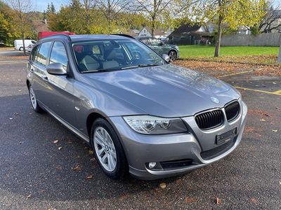 Gebraucht 2011 BMW 320 Kombi | CHF 2’900