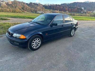 Gebraucht 2001 BMW 320 | CHF 1’800
