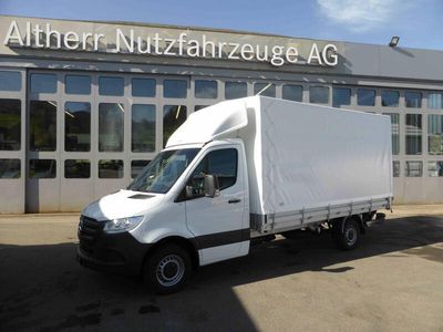 Weiss Gebraucht 2024 Mercedes Sprinter Van | CHF 69’200