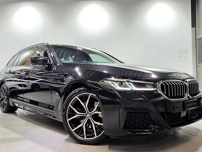 Schwarz Gebraucht 2021 BMW 520 M Sport Kombi | CHF 31’800 (Fairer Preis)