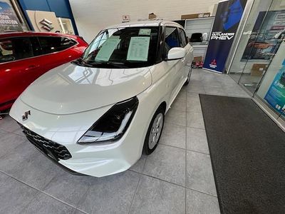 Weiss Neu 2025 Suzuki Swift Limousine | CHF 24’110